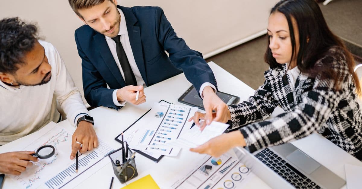 Automatisation vs délégation : que choisir